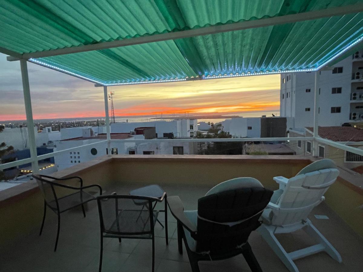 Small In Bay View Homestay La Paz