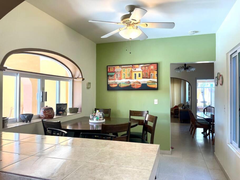 Small In Bay View Homestay